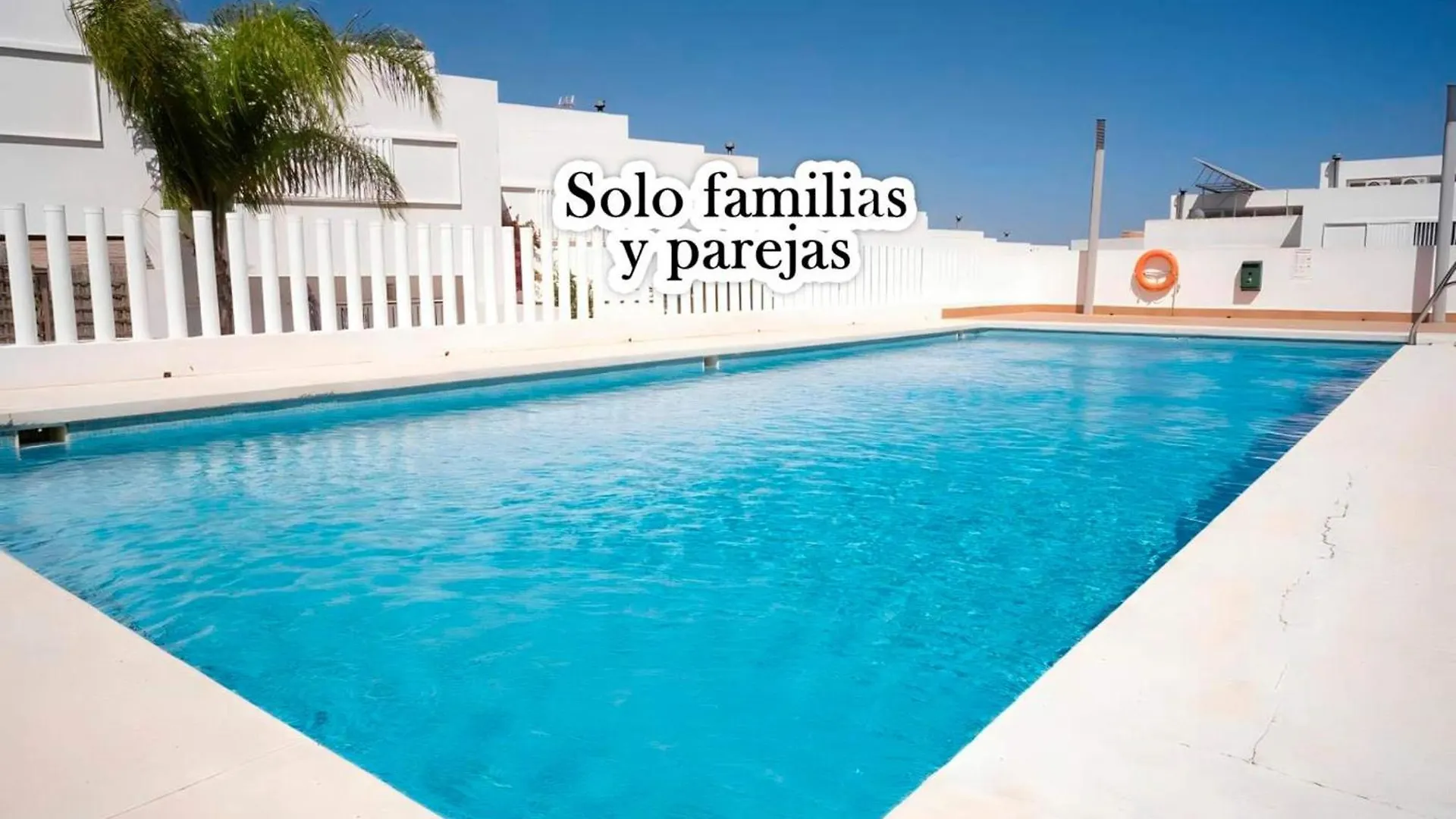 Contatti di Chalet Con Piscina Para Familias